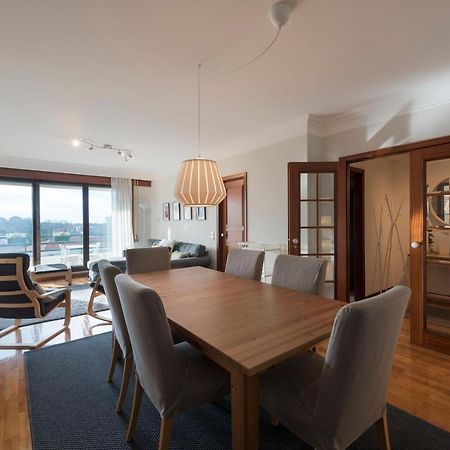 Lovelystay - Charming 3Br Flat W/ Free Parking In Devesas 빌라노바데가이아 외부 사진