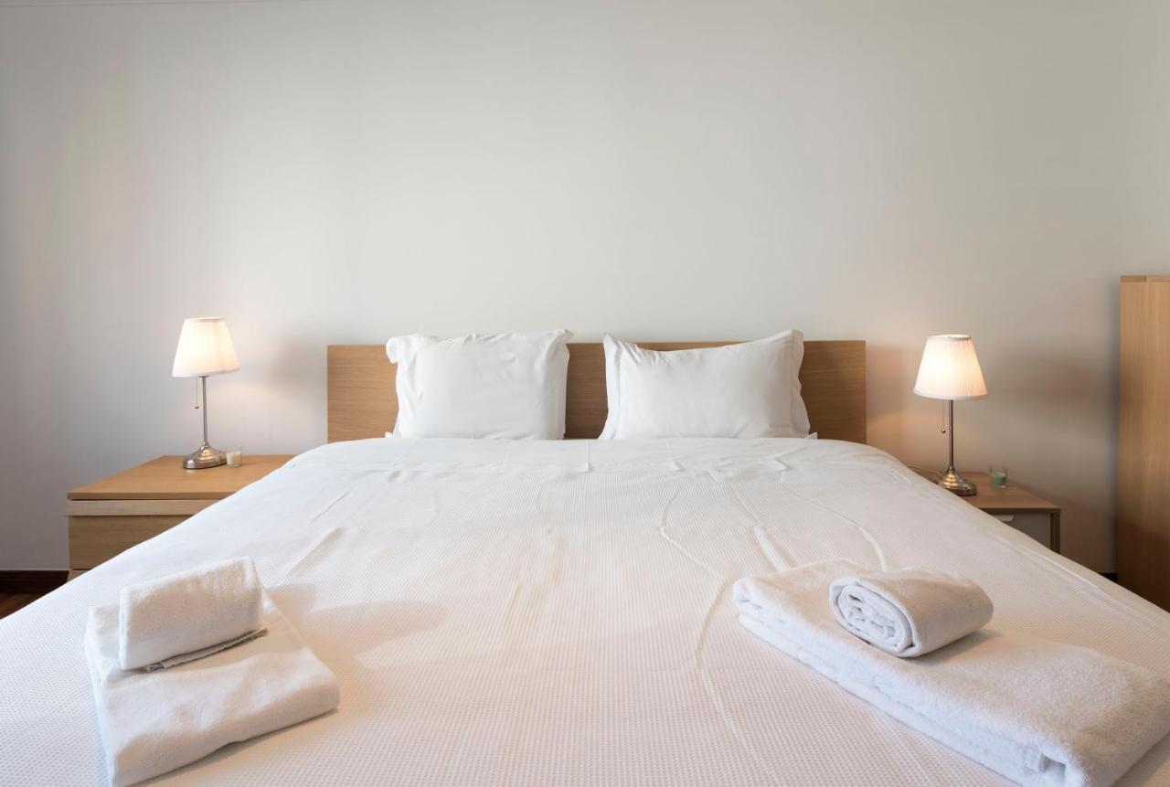 Lovelystay - Charming 3Br Flat W/ Free Parking In Devesas 빌라노바데가이아 외부 사진