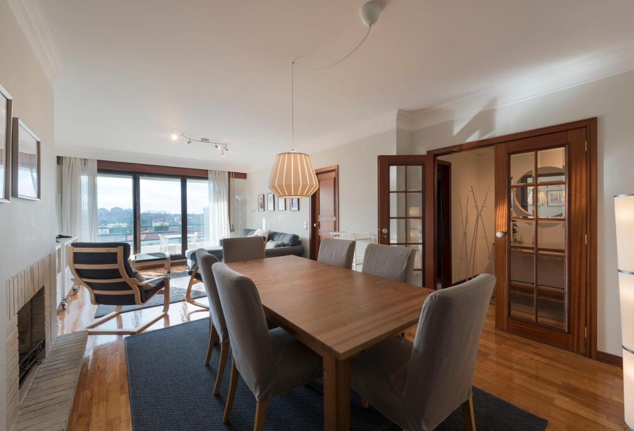 Lovelystay - Charming 3Br Flat W/ Free Parking In Devesas 빌라노바데가이아 외부 사진